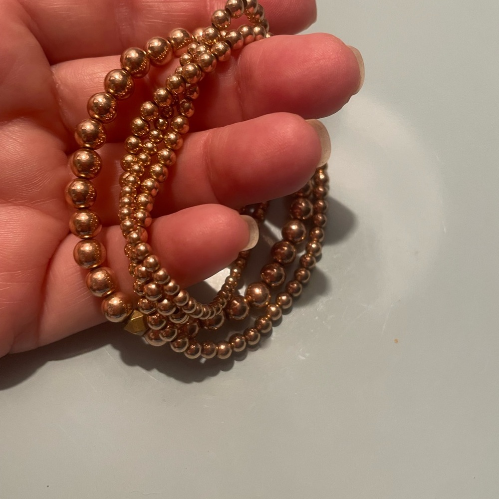 Elegant Gold Beaded Bracelet